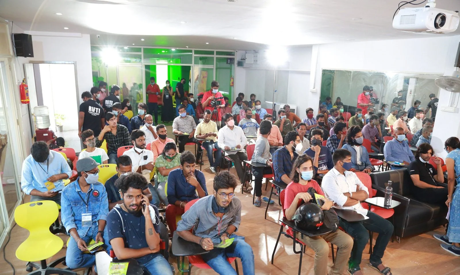 Rifti film school, class full of students